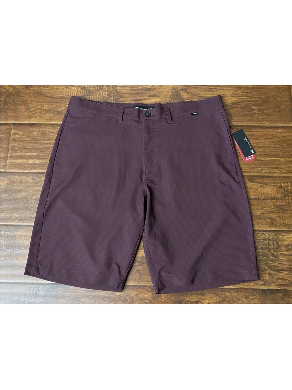 Travis Matthew Loreto Men Performance Golf Striped Shorts 10" Inseam NWT Size 36